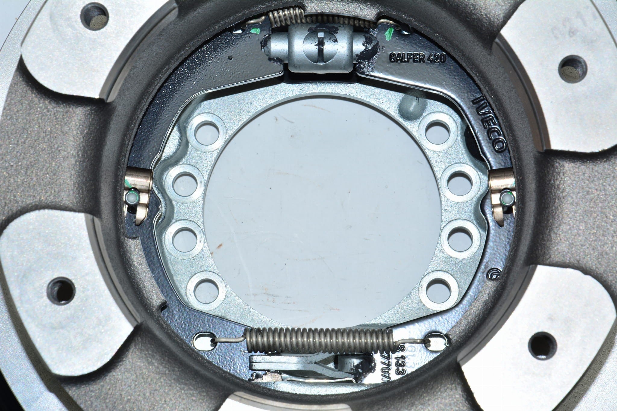 Disco freno con ganasce sinistro Iveco Daily 65C 70C 2019-2022 - 42582278