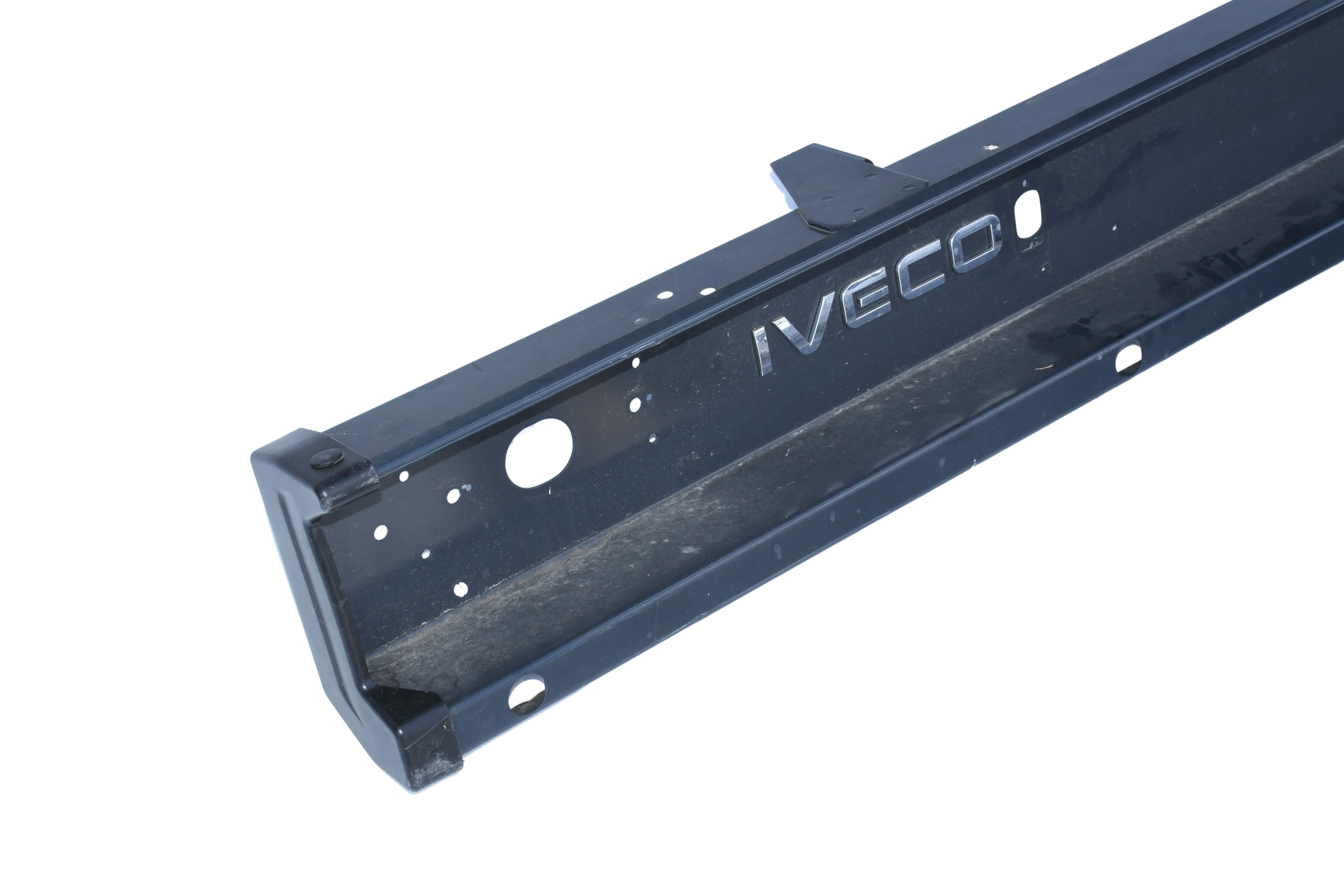 Traversa portatarga con PDC Iveco Daily 40C 50C 2022-2024 - 5803109385