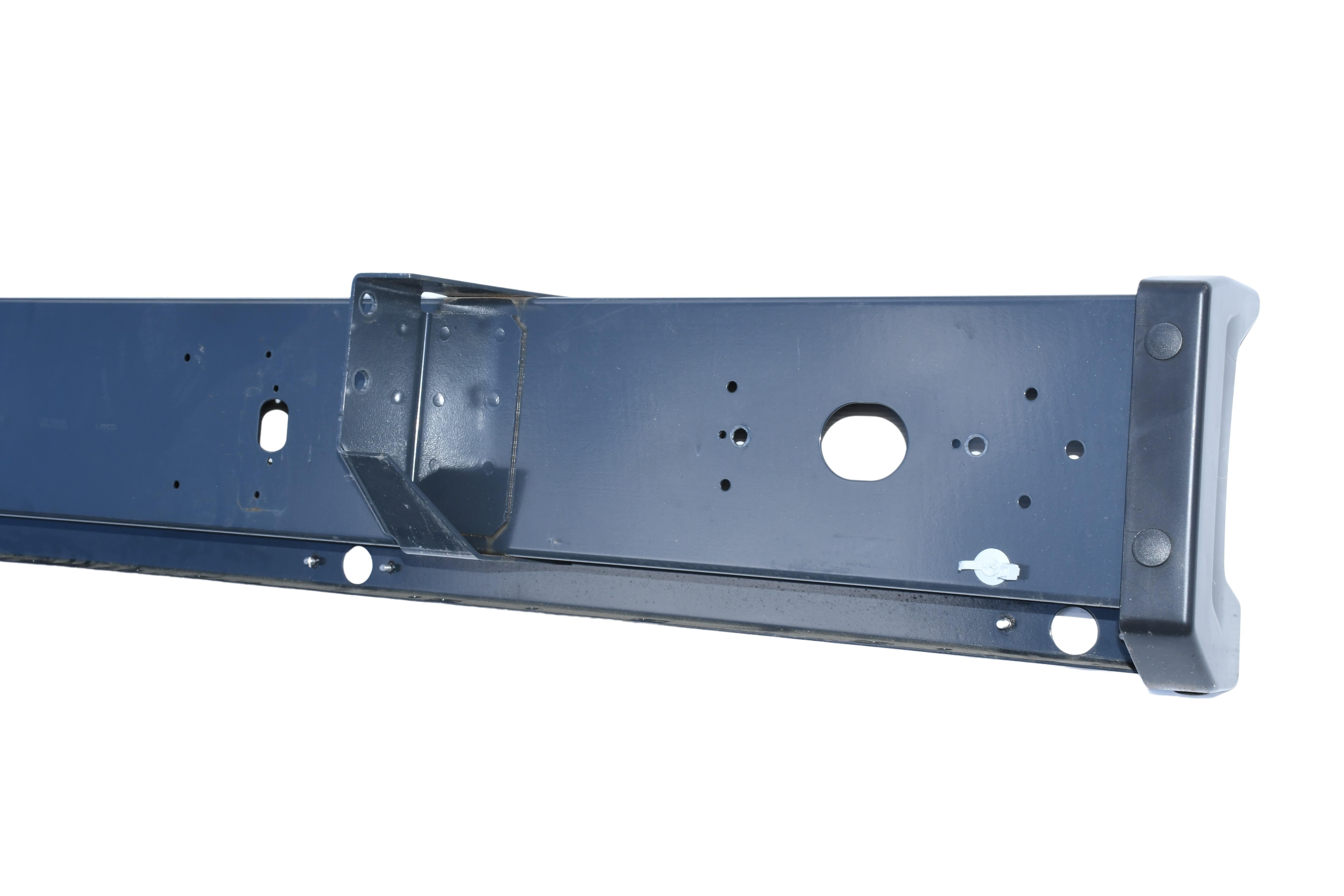 Traversa portatarga con PDC Iveco Daily 40C 50C 2022-2024 - 5803109385