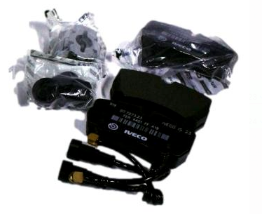 Serie Pastiglie con sensori usura Iveco - 42576681 - Specialista Daily