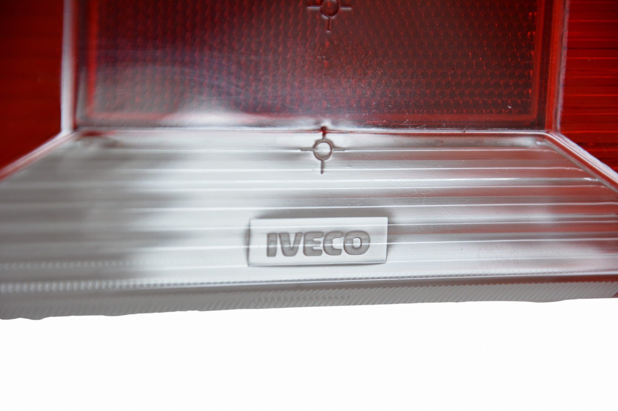 [Trasparente fanale posteriore traversa] Iveco Daily - 42555131; 42555132
