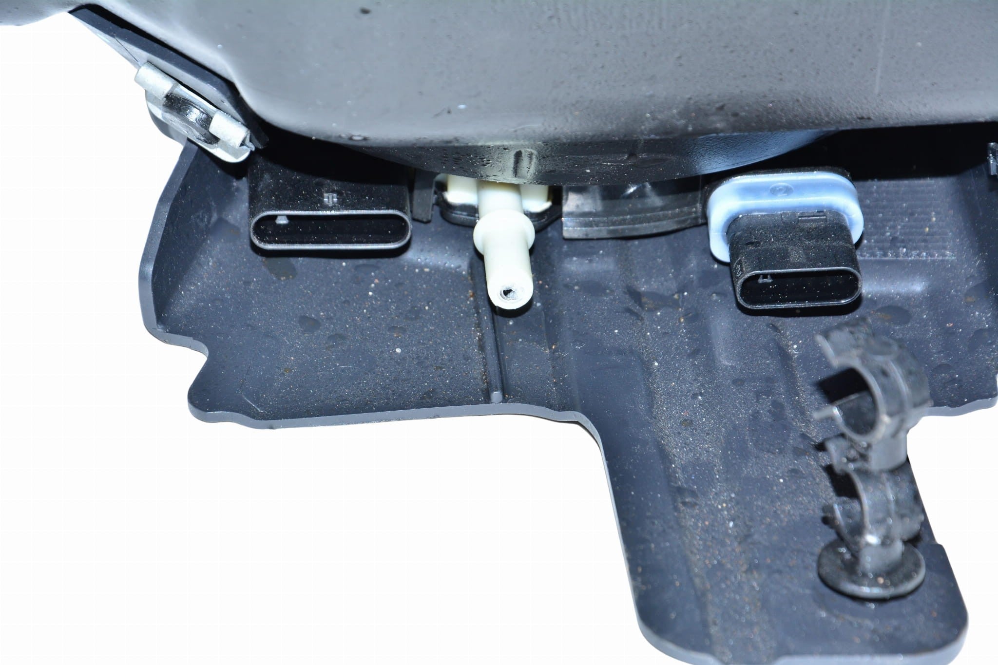 Serbatoio AdBlue Iveco Daily 2022 - 5803236610; 5802823935