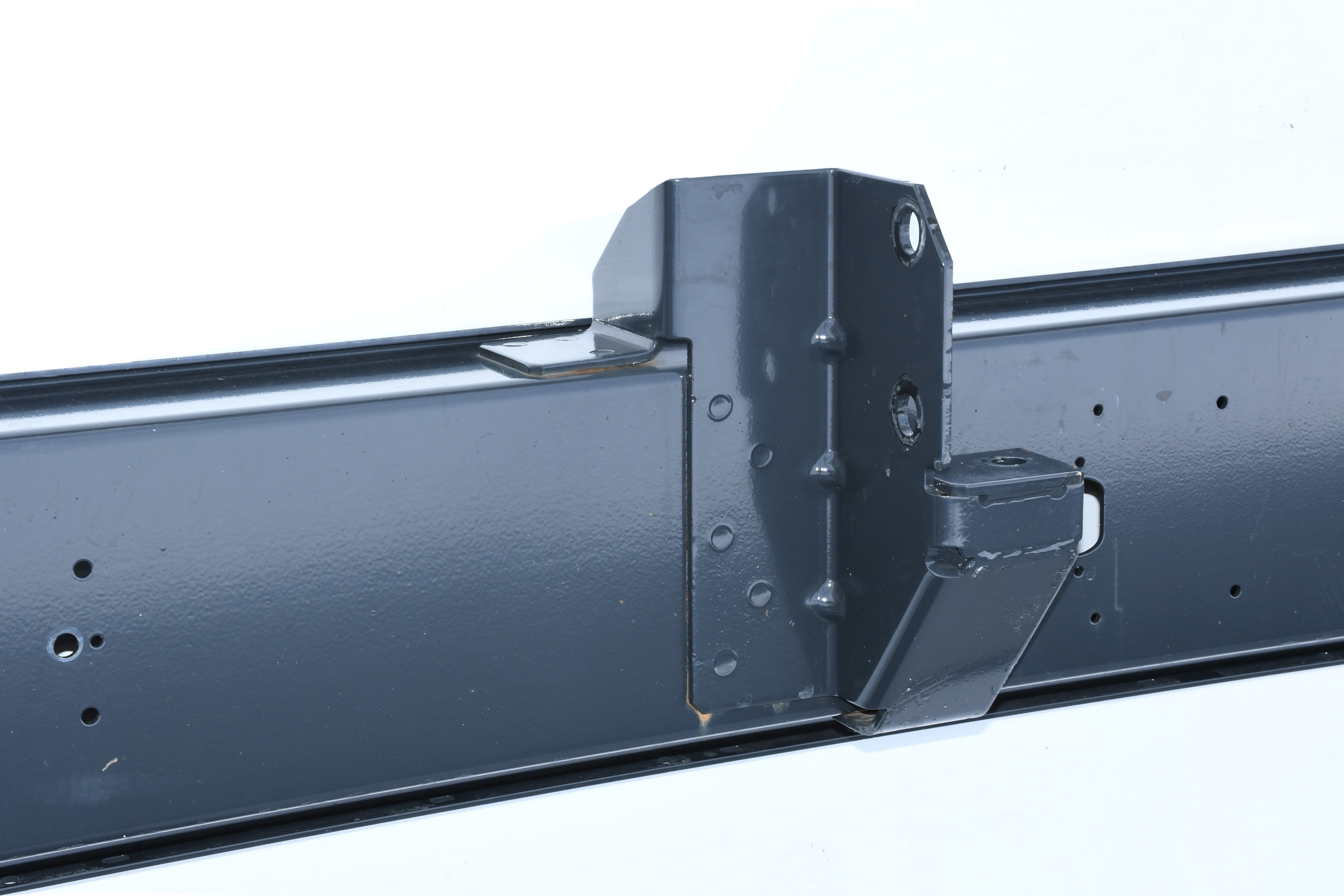 Traversa portatarga con PDC Iveco Daily 65C 70C 2022-2024 - 5803109387